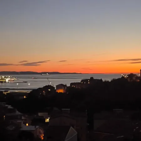Maison Belle Vue - Beautiful Two-room With Sea View Apartment Triest